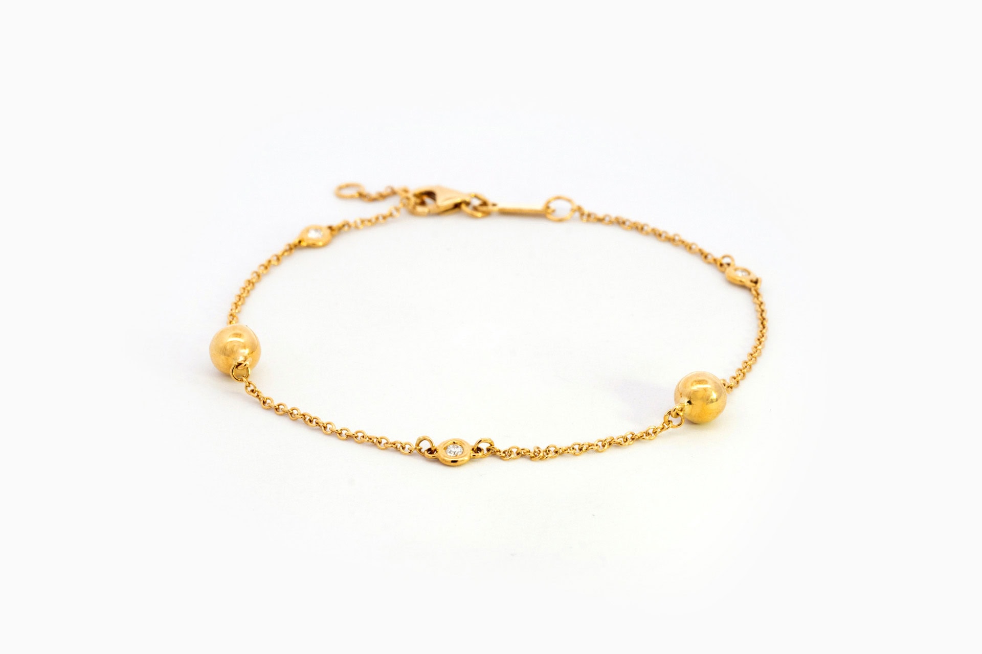 Bracelet en or jaune 18 cts avec diamants