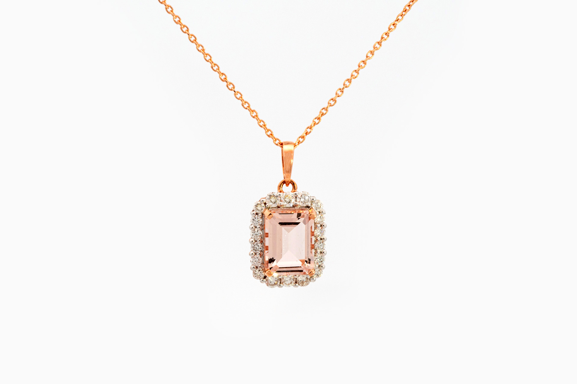 Pedentif en or rose 18 cts avec diamants et morganite