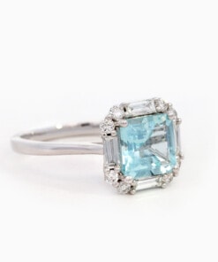 Alternative view of Ring in wit goud 18 kt met diamant en aquamarijn