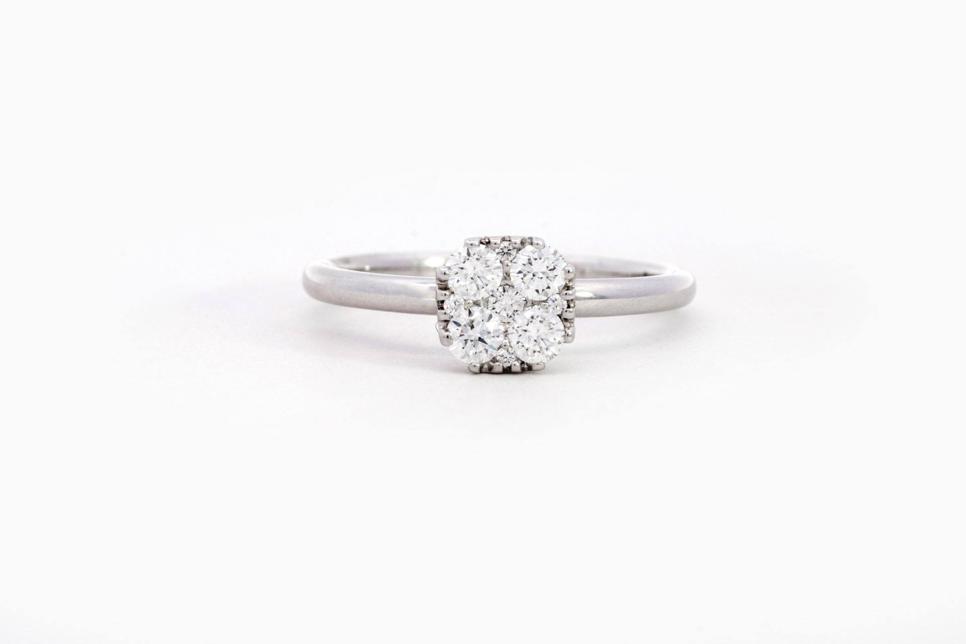Ring in wit goud 18 kt met diamant
