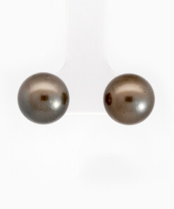 Oorring in wit goud 18 kt met parel