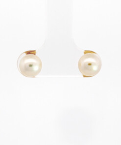 Oorring in geel goud 18 kt met parel