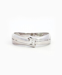 Ring in wit goud 18 kt met diamant
