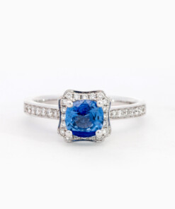 Ring in wit goud 18 kt met diamant en saffier