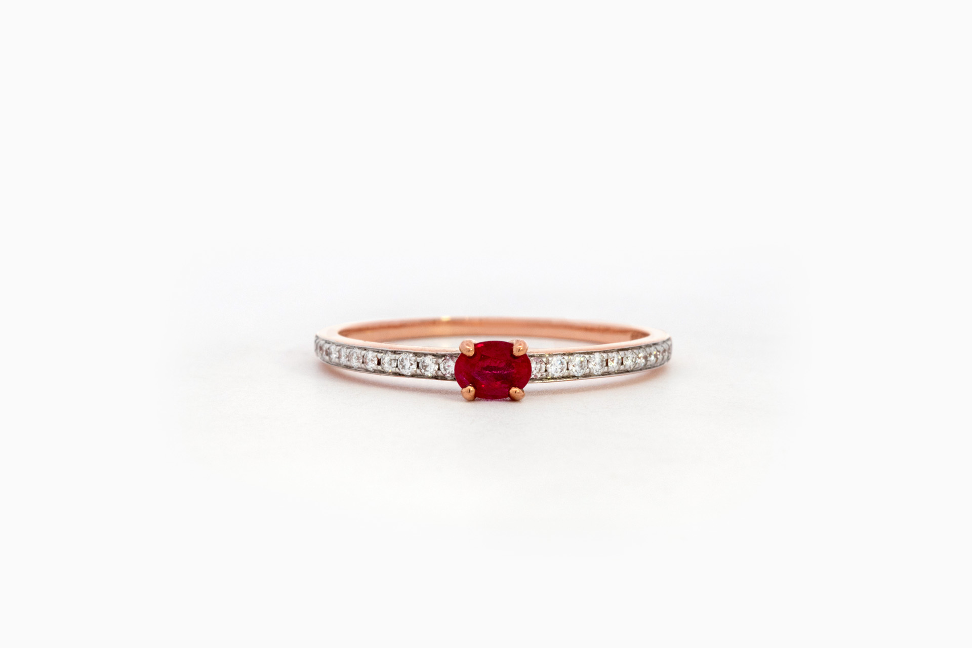 Bague en or rose 18 ct avec diamant et rubis – Image 2